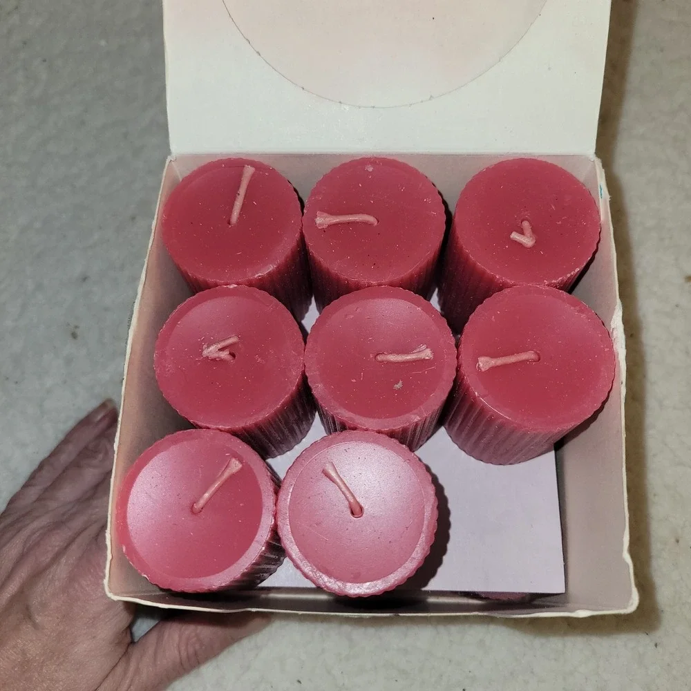 Vintage Mrs. Baker Sangria Votive Candles Set of 17 Discontinued 2oz Each‎